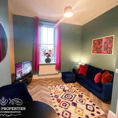 Apartment 1 West County By Prestige Sa Millom